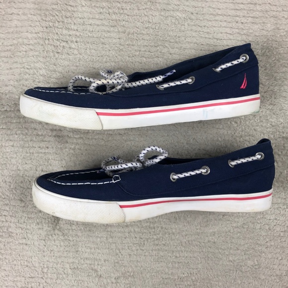 Nautica Boat Shoe Slip On Navy blue Sz. 5 loafer - Picture 2 of 8